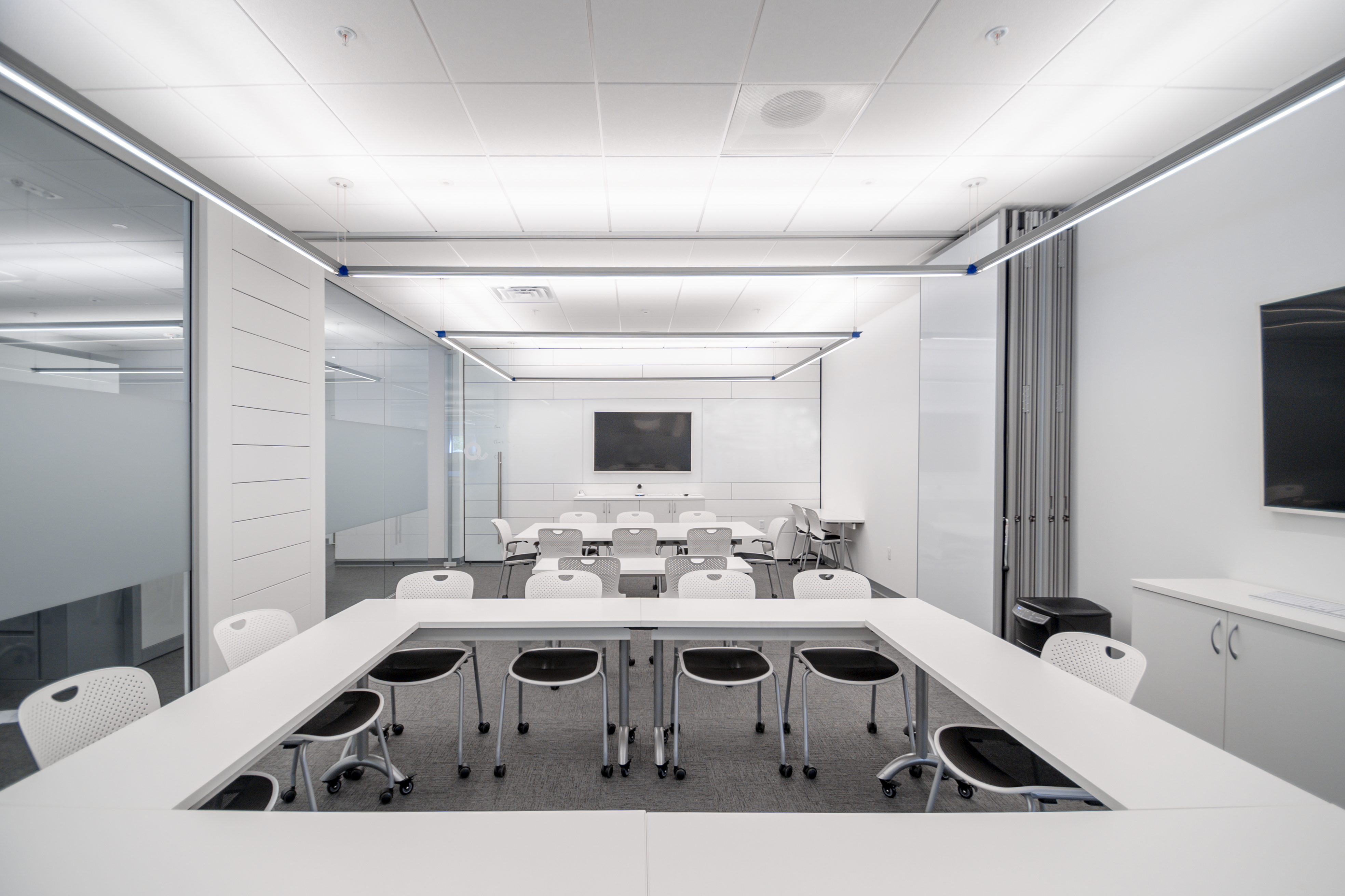 Office and Commercial Lighting - QTL