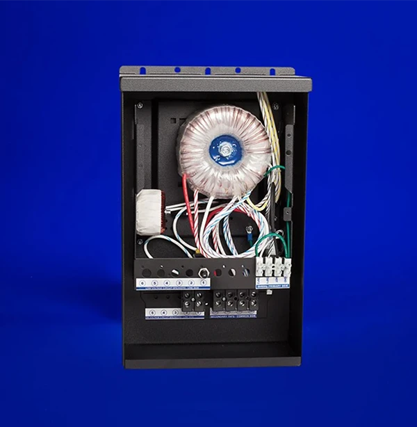 QOM | AC Outdoor LED Power Supplies | QTL