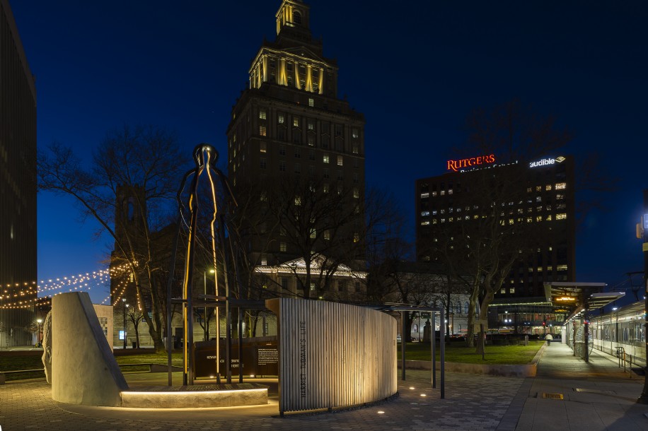 LED Lighting at Harriet Tubman Square