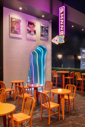 LED Lighting at Neon Pizza 