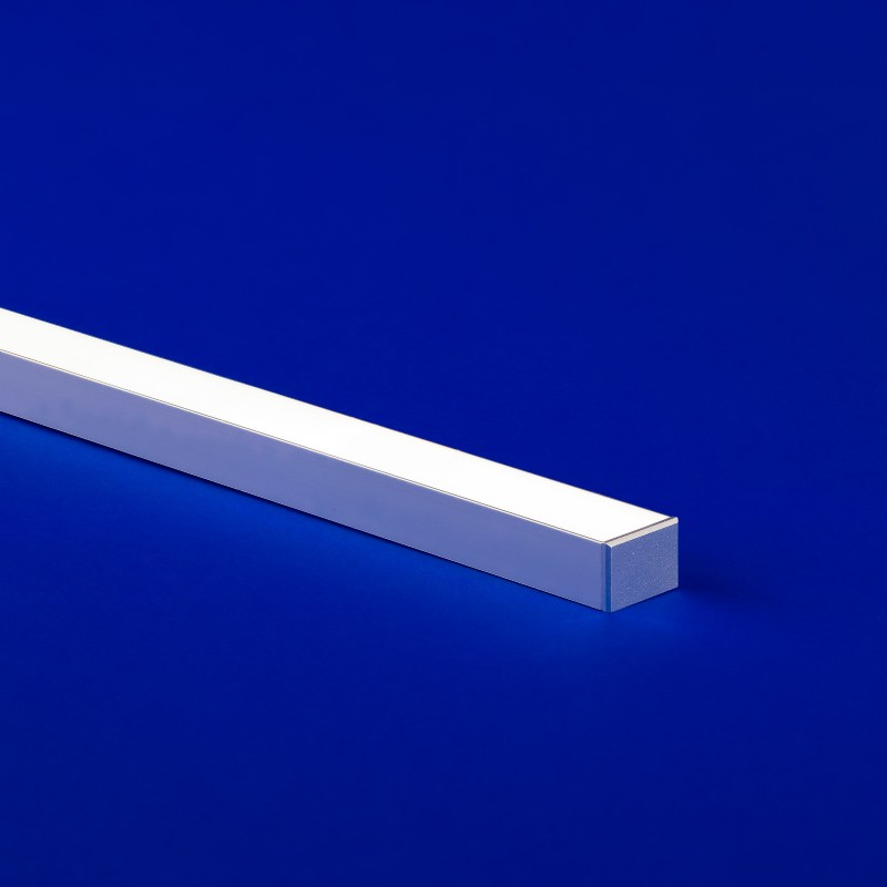 VERS-Flush (02) is versatile LED fixture with a co-extruded lens with an internal reflector for improved lumen output