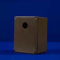 Q-MT-50 wet-location outdoor tree strap mount for landscape lights, anodized powder-coated aluminum