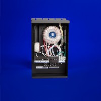 60-750W outdoor AC power supply available in 12VAC or 24VAC. Known for its quiet operation and efficiency, it offers five tuning taps for precise voltage adjustment to fixtures
