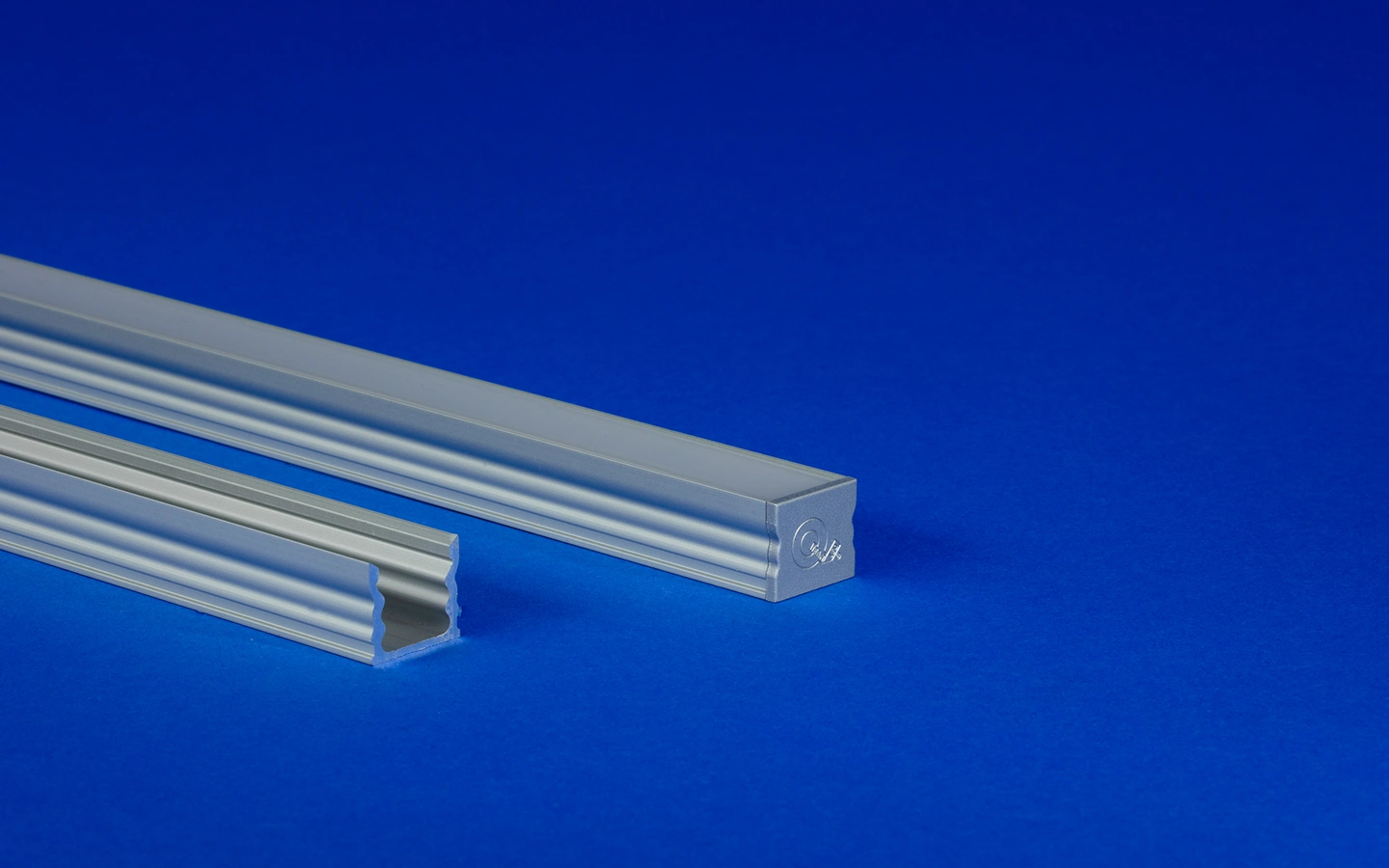 Q-School ONLINE Extrusions & Accessories